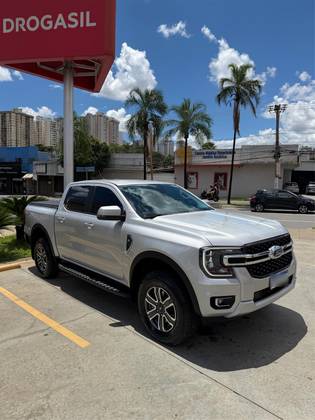 FORD RANGER 3.0 V6 TURBO DIESEL CD XLT 4X4 AUTOMÁTICO